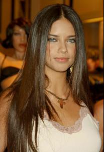 Adriana_Lima_39_pic.jpg