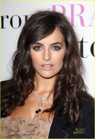 camilla-belle-prada-premiere-09.jpg