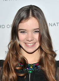 97298_Tikipeter_Hailee_Steinfeld_2011_Motion_Pictures_Gala_001_122_518lo.jpg