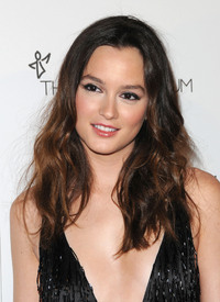 74928_Leighton_Meester_2011_ArtOfElysium_Heaven_Gala_1_J0001_007_122_129lo.jpg