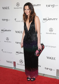 74984_Leighton_Meester_2011_ArtOfElysium_Heaven_Gala_1_J0001_016_122_241lo.jpg