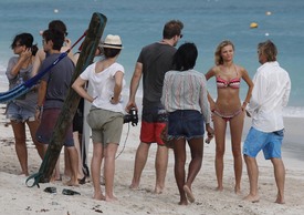 Magdalena_Frackowiak_Bikini_Photoshoot_for_Victorias_Secret_in_St_Barts_January_26_2013_062.jpg