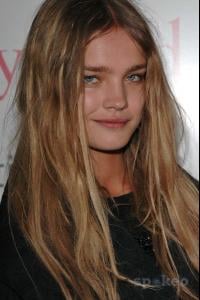 natalia_vodianova_2004_10_24.jpg