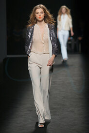 MANGO-coleccion-_FW-2013-080-barcelona-18.jpg