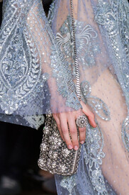 ElieSaabSpring2016DetailsPullk5lmIjwx.jpg