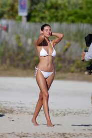 Alejandra-Guilmant--Bikini-Photoshoot--05.jpg