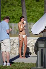 Alejandra-Guilmant--Bikini-Photoshoot--06.jpg