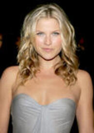 th_Ali_Larter_@_2007_Vanity_Fair_Oscar_Party0004.jpg