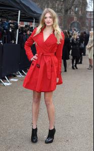 04634_Tikipeter_Lily_Donaldson_Burberry_Feb_21_1_010_123_111lo.jpg