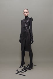 Yves_Saint_Laurent_Pre-Fall_2011_LookBook_10.jpg