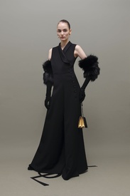 Yves_Saint_Laurent_Pre-Fall_2011_LookBook_38.jpg