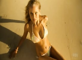 2011_si_swimsuit_model_genevieve_morton_12.jpg