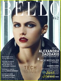 alexandra_daddario_bello_mag_tech_01.jpg