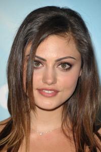 Phoebe2_BTonkin2_BPANDORA2_BJewelry2_BSponsors2_B2011.jpg