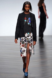 Leomie Anderson Emilio de la Morena AW 2013 LFW 19.2.2013_01.jpg