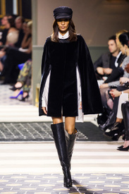 Joan Smalls H&M rtw AW 2013 PFW 27.2.2013_05.jpg