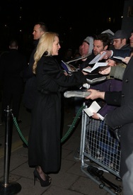 gilliana070215BZNimage008.jpg