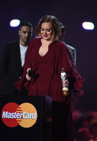 adele240216BZNimage32.jpg