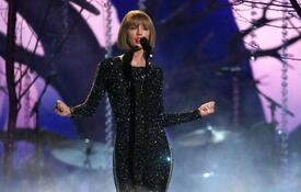 tswift150216BZNimage41.jpg