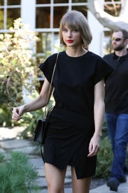 tswift240216BZNimage13.jpg