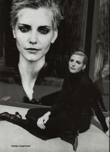 nadja_Vogue_IT_Jul07_Supermodels..._And_They_Lived_Happily_Ever_after_byPeterLindbergh_yculblog_westwood.JPG