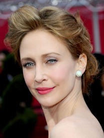 VeraFarmiga_54_.jpg