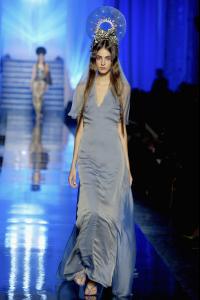 43110_celebrity_city_Jean_Paul_Gaultier_Paris_S_S_07_Haute_Couture_57_123_3lo.jpg