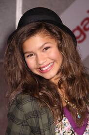 celebritycityzendaya01.jpg