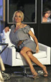 th_celebrity_paradise.com_TheElder_PamelaAnderson2011_03_22_atIbirapueraParkinSaoPaulo25.jpg