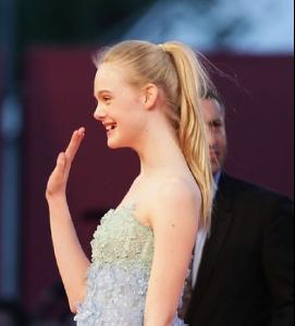 elle fanning0002.jpg