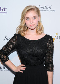 SIERRA-MCCORMICK-at-2014-Starlight-Award.jpg