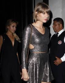 tswift190316BZNimage14.jpg