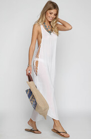 indah-tamri-macrame-maxi-white_E1Y2900.jpg