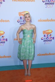 Dove Cameron_39.jpg