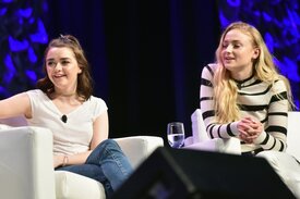 0213094940071_22_Maisie Williams & Sophie Turner 023.jpg