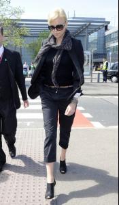 Charlize_Theron_Charlize_Theron_London_Heathrow_EWW6schxBo2l.jpg