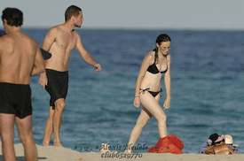 alexis-bledel-wearing-a-bikini-at-the-beach-01.jpg