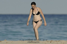 alexis-bledel-wearing-a-bikini-at-the-beach-04.jpg