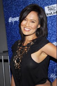 48108_Tia_Carrere_06_122_392lo.jpg