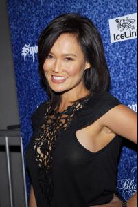 48115_Tia_Carrere_07_122_574lo.jpg