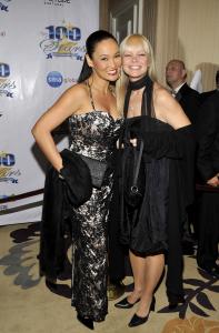 01093_Tia_Carrere_20th_Annual_Night_Of_100_Stars_Awards_Gala_004_122_564lo.jpg