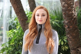 Sophie Turner  (9).jpg