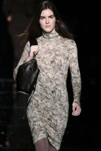 69506_Hilary_Rhoda_fall2006StellaMcCartney_01_122_1170lo.jpg