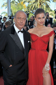 36 IrinaShayk premiere CannesFF 22052012.jpg