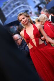 natasha-poly-attends-the-128.jpg