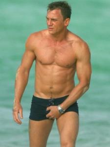 _7598_2_daniel_craig_450x.jpg