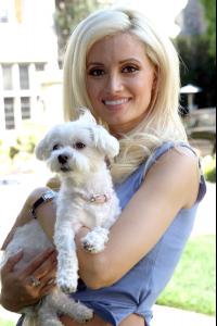 81676_Holly_Madison_Animal_Fair_Media_Portrait_010_123_193lo.jpg