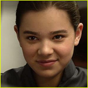 hailee-steinfeld-ender-game-official-trailer.jpg