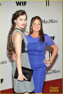 hailee-steinfeld-max-mara-cocktail-party-celebration-02.jpg