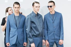 dior-homme-mens-backstage-spring-summer-2014-pfw.jpg